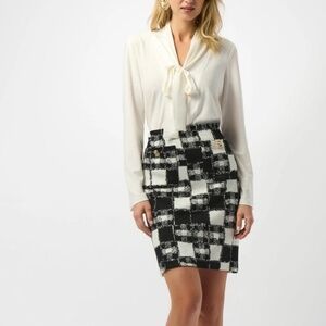 JR 253146 Col 247 Skirt